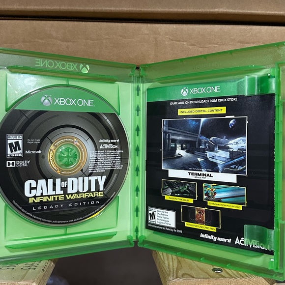 Call of duty infinite warfare/Cod 4 resmastered - Xbox one - Picture 2 of 3